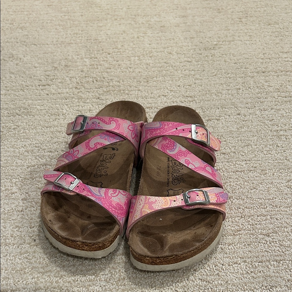 Unique Birki’s SIZE 38 in  Good to VG preowned condition